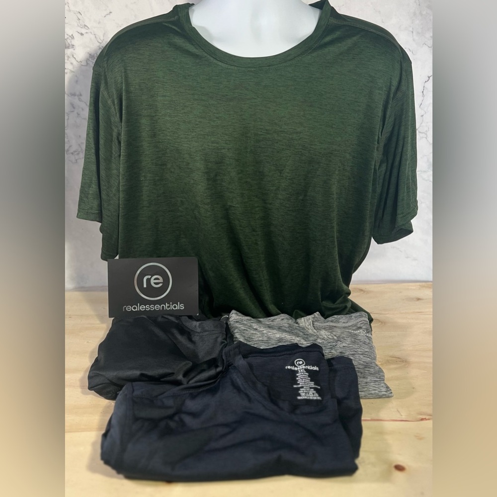 4 Realessentials Active Short Sleeve Crew Neck T-Shirt Size 3XL NWOT